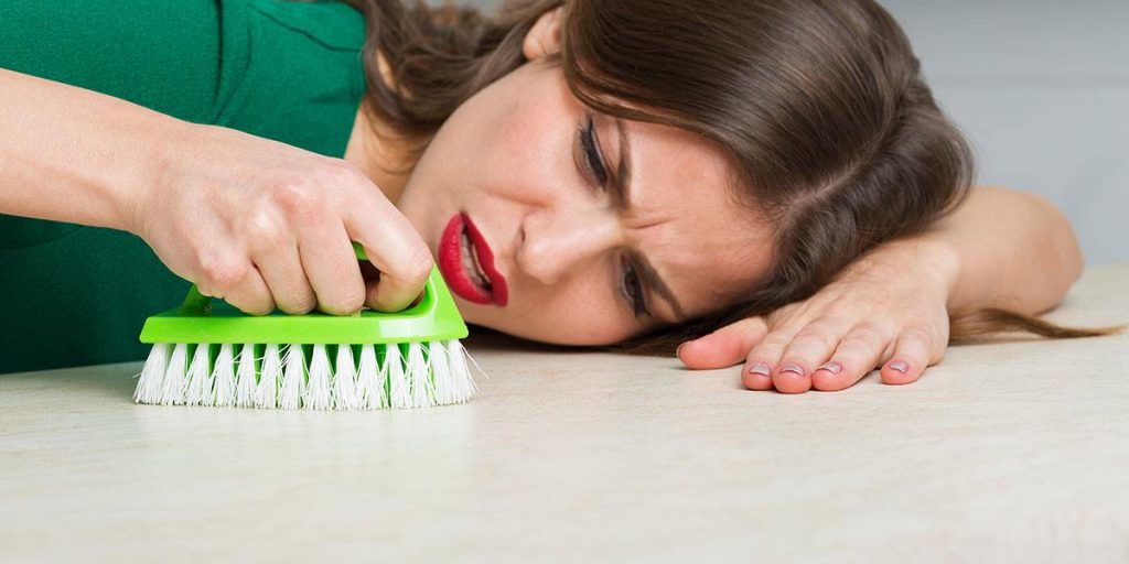 How to clean floor smoothly